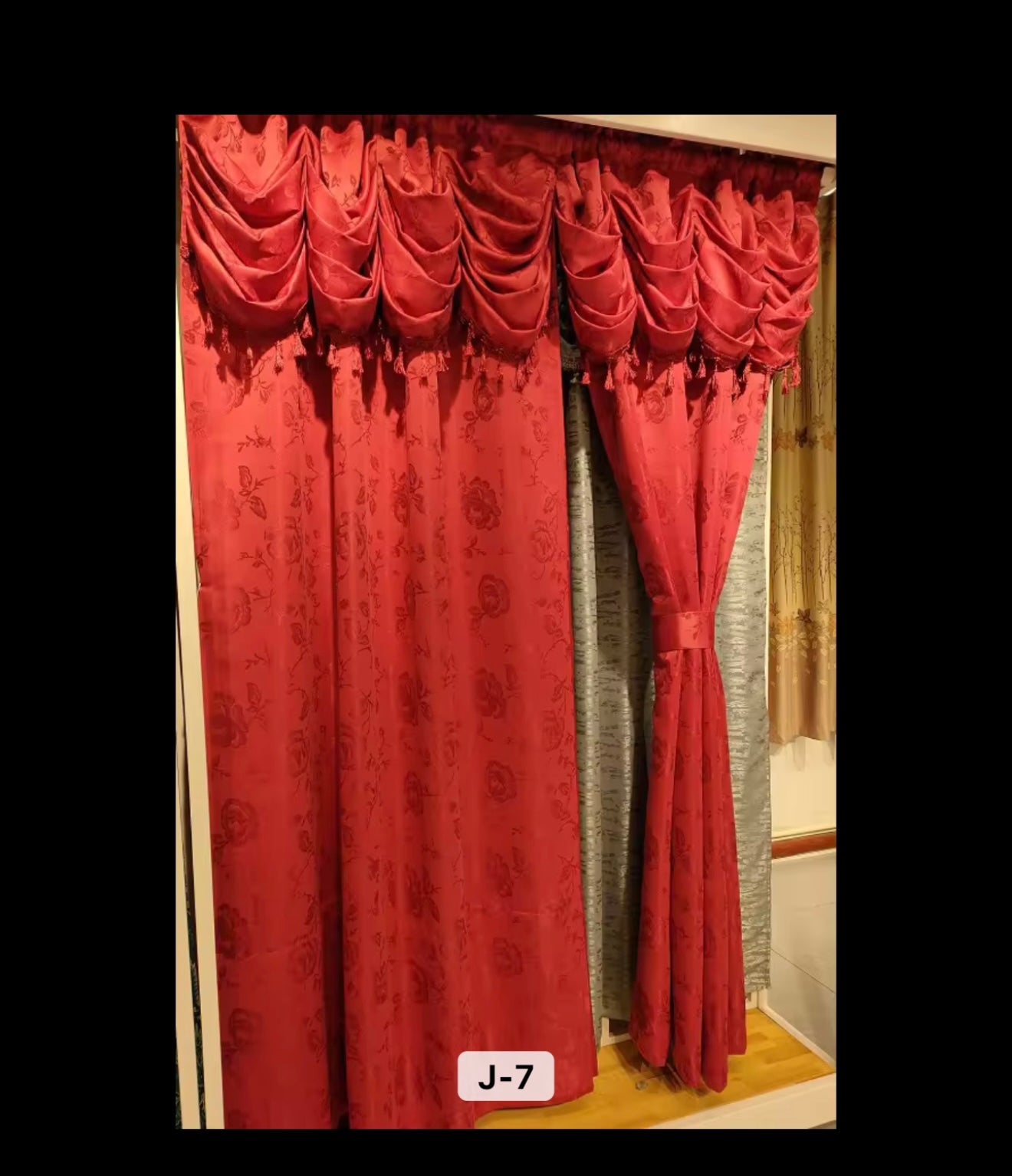 Curtains panel